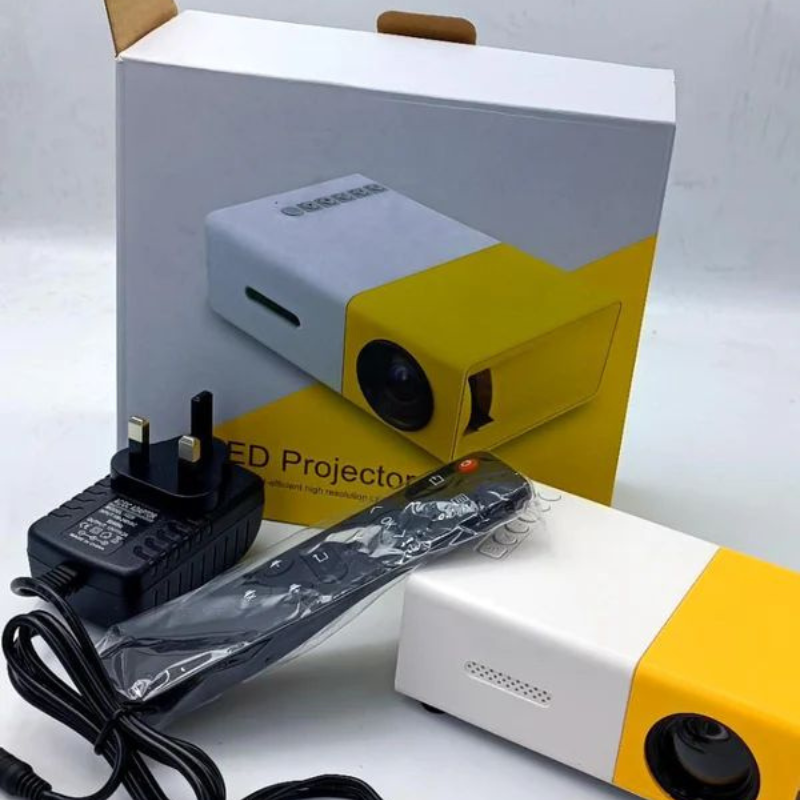 Built-in Speaker Portable Projector YG-300